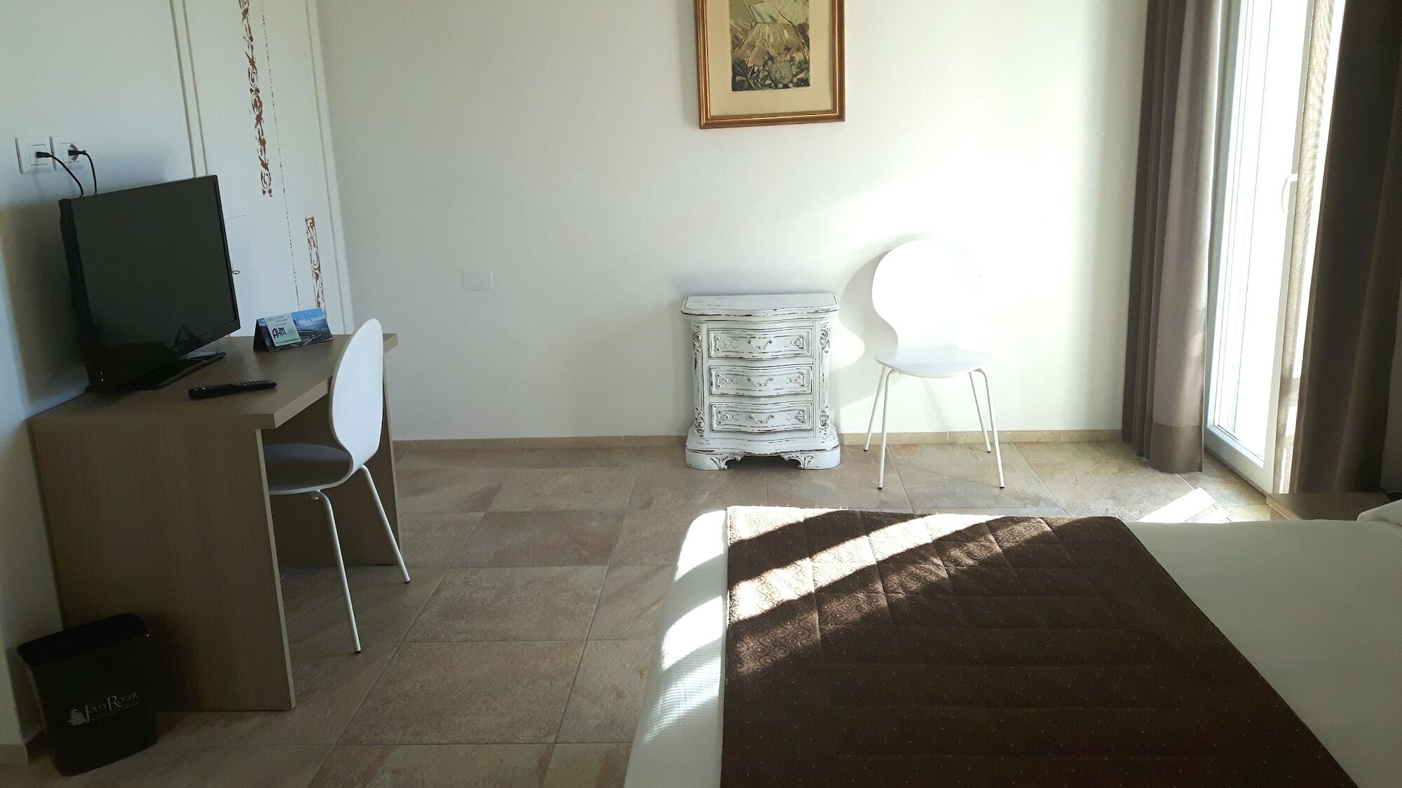Hotel Jolly Roger Pietra Ligure Buitenkant foto